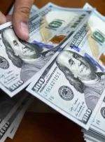 دلار به کانال ۸۲ هزار تومانی عقب‌نشینی کرد